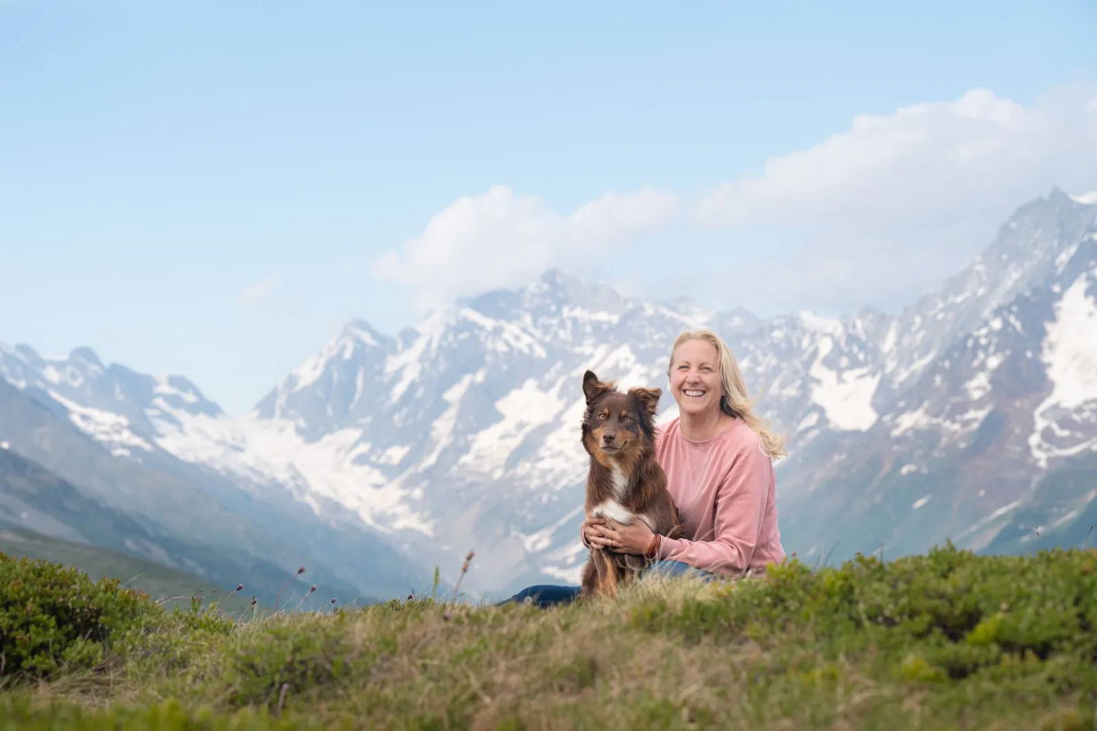 Lötschental: Fotosession für dich und deinen Hund in der Natur